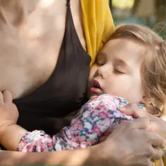Jak skutecznie przestać karmić piersią? Metody i porady dla mam