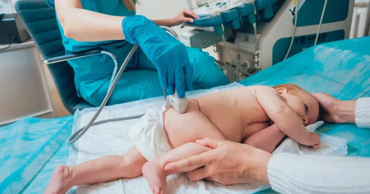 Zdjęcie Kiedy zapisać dziecko do lekarza po porodzie? Ważne terminy